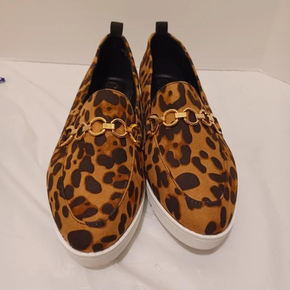 NWOT Cheetah Print Loafers - Picture 2 of 11